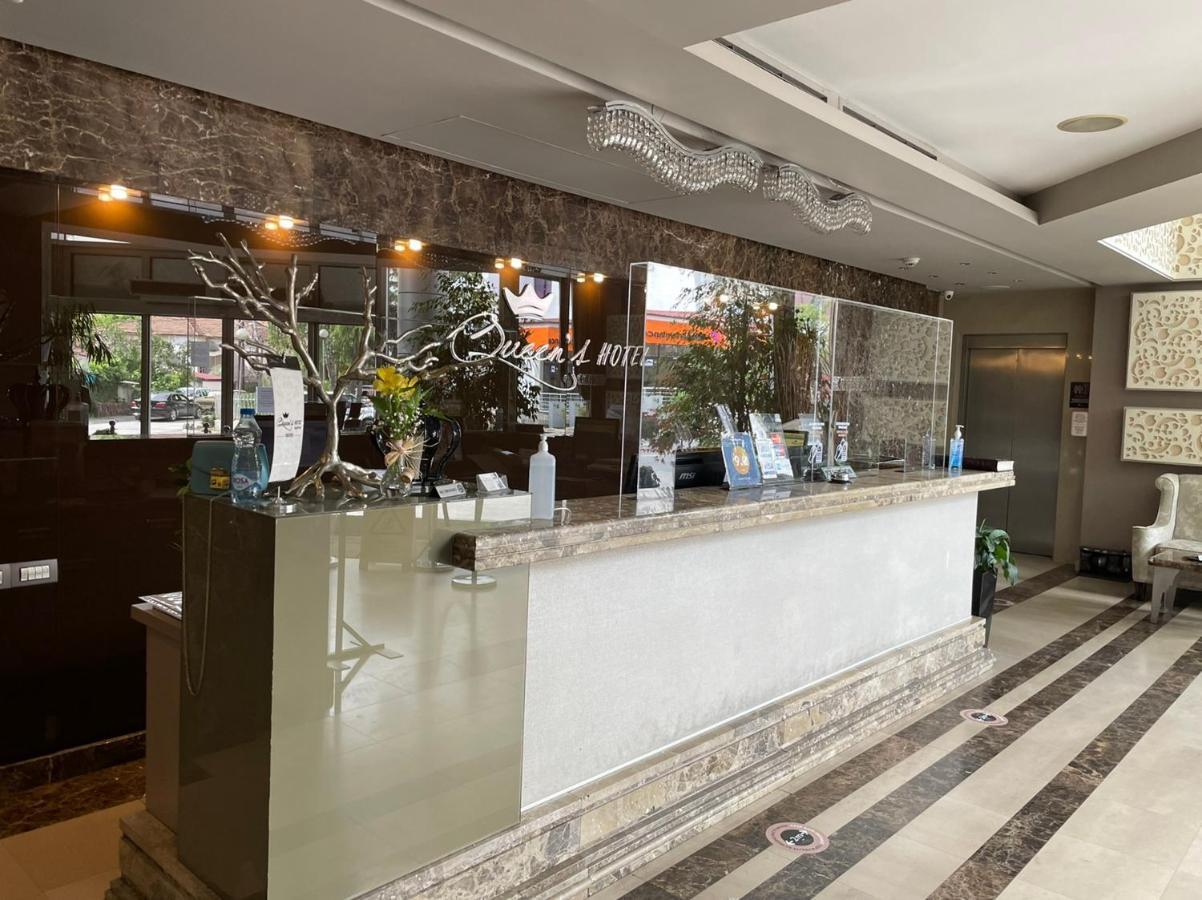Queen'S Hotel - Zebra Centre Skopje Ngoại thất bức ảnh