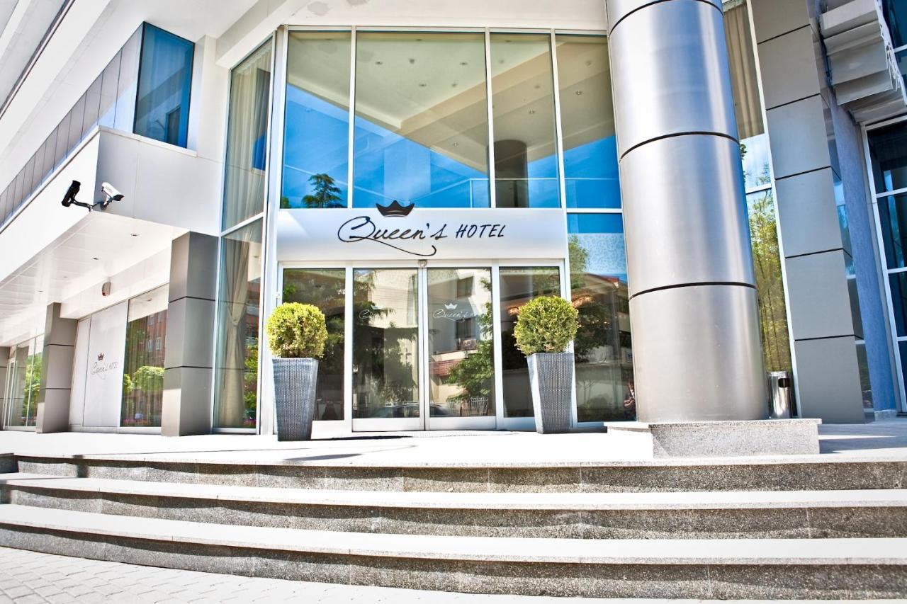 Queen'S Hotel - Zebra Centre Skopje Ngoại thất bức ảnh