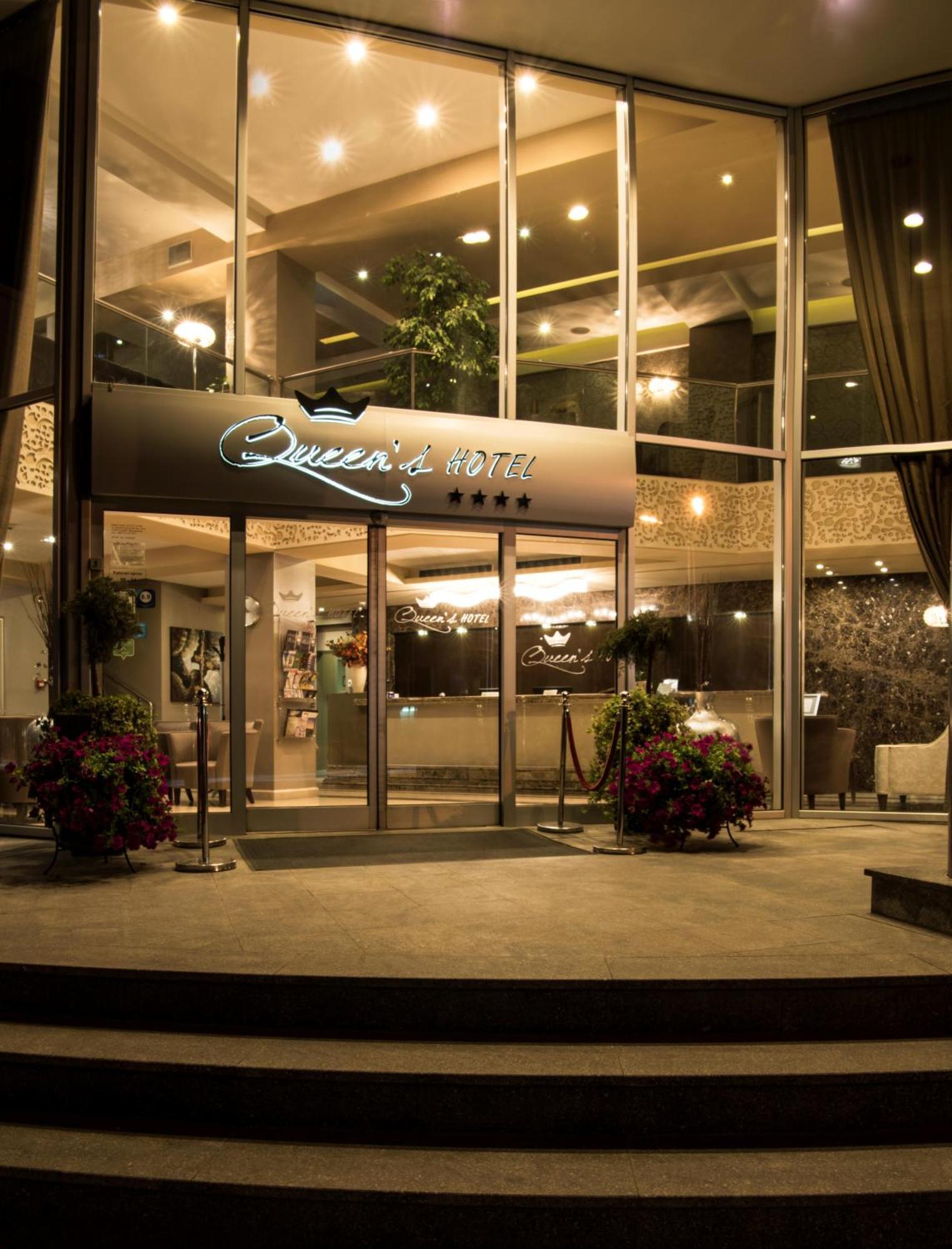 Queen'S Hotel - Zebra Centre Skopje Ngoại thất bức ảnh